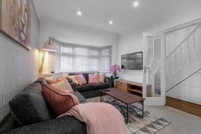 Delightful House 4 bed 2 bath with parking, Perry Bar, Birmingham